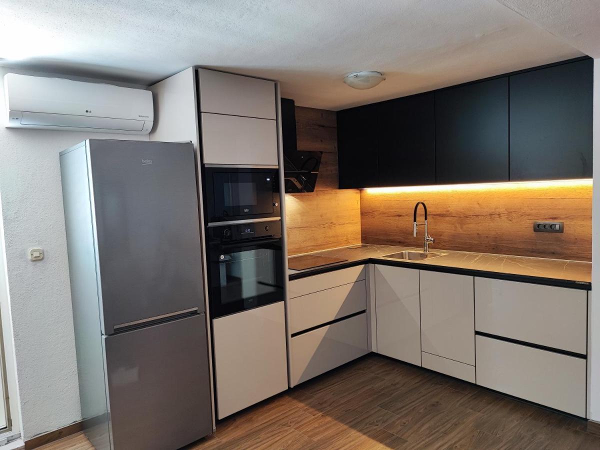 Apartment With Sea View Baska Voda Exterior photo